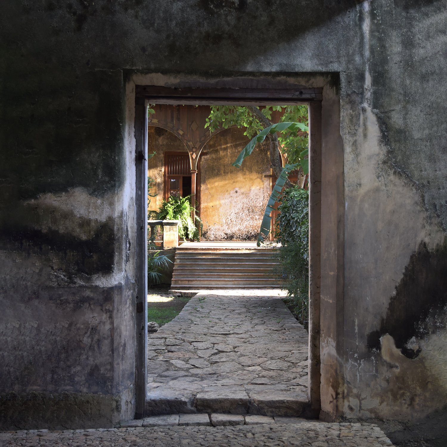 Puerta Tekik